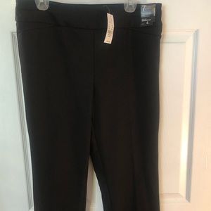 New York and Company black pants pull on pants